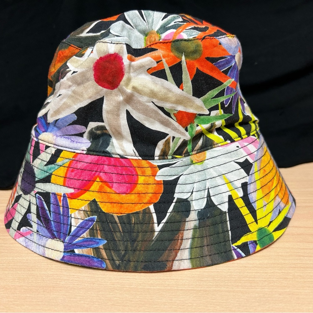 BAGGU BUCKET HAT